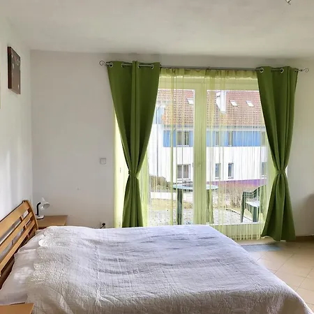 Riviera Lipno J4-12 伏尔塔瓦河畔利普诺